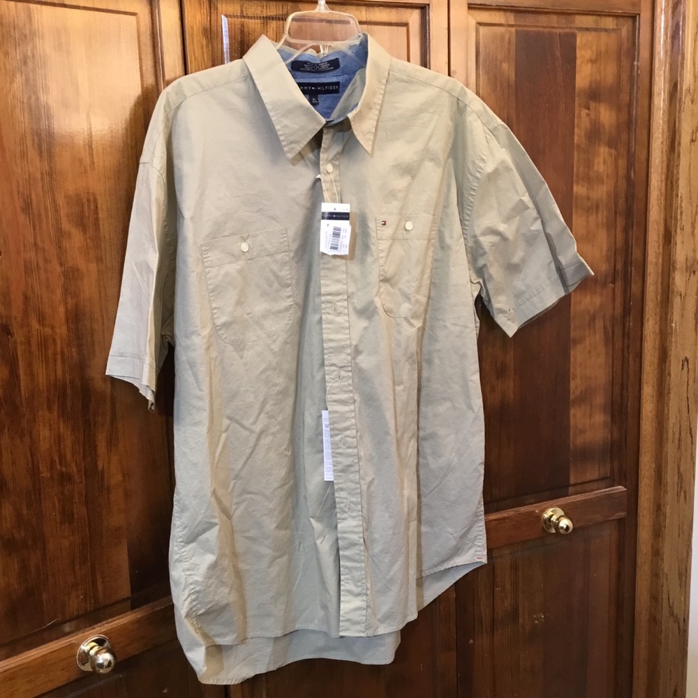 Man’s button down shirt NWT, size XL
